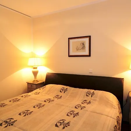 Exklusiv Ii דירה *